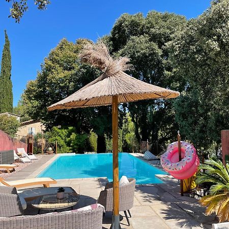 Villa Jolie annexe du mas dans le cœur de la garrigue nîmoise à Nîmes Extérieur photo