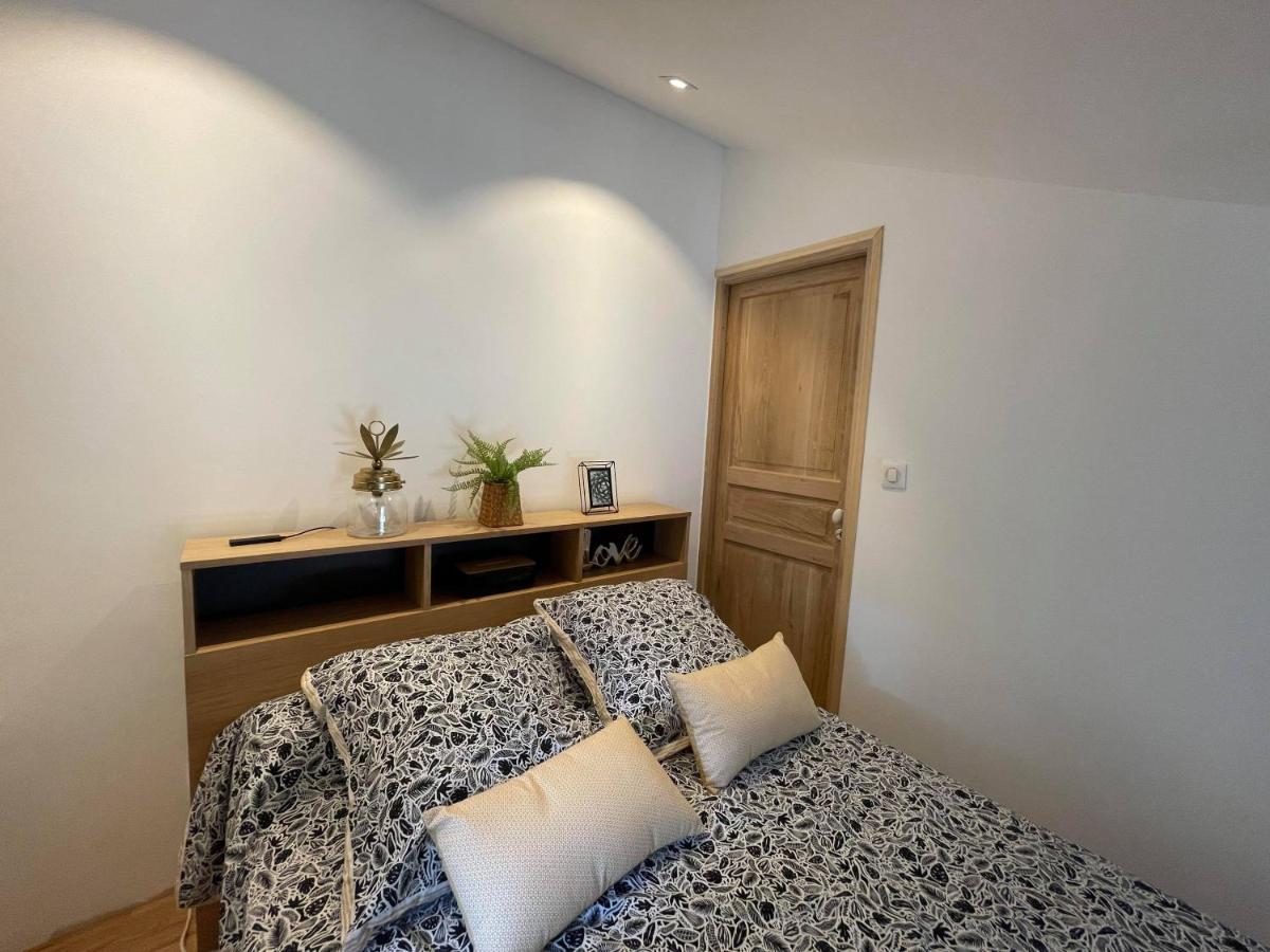 Villa Jolie annexe du mas dans le cœur de la garrigue nîmoise à Nîmes Extérieur photo